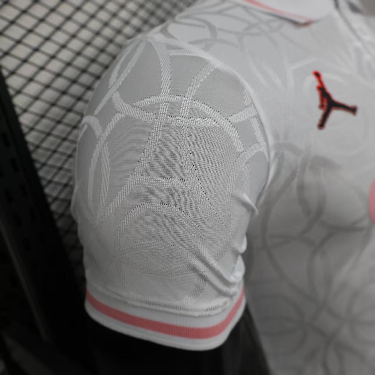 Paris Special Edition 2025 (White ) - Player version